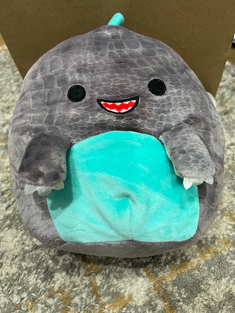 Chuey 5” orders Hug Mee Squishmallow